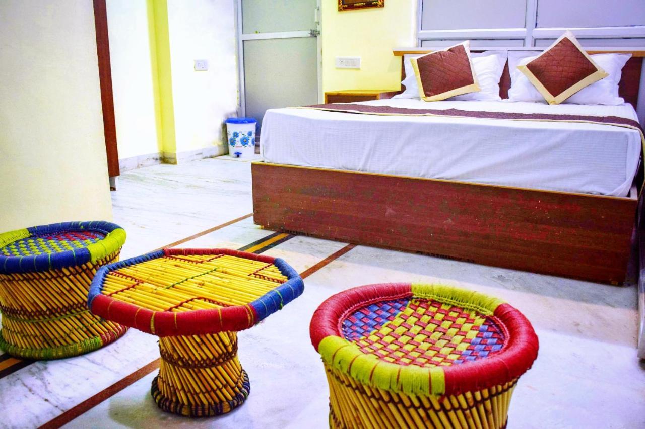 Pink City Hostel Jaipur Dış mekan fotoğraf